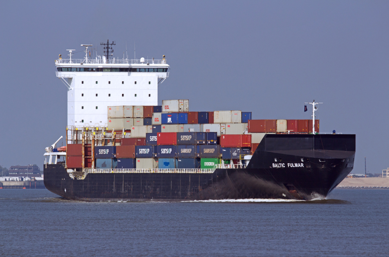 Cosco versterkt containerhub Zeebrugge met drie Europese feederlijnen